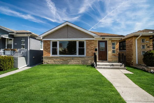 $539,900 | 4527 North Newcastle Avenue, Harwood Heights, IL 60706