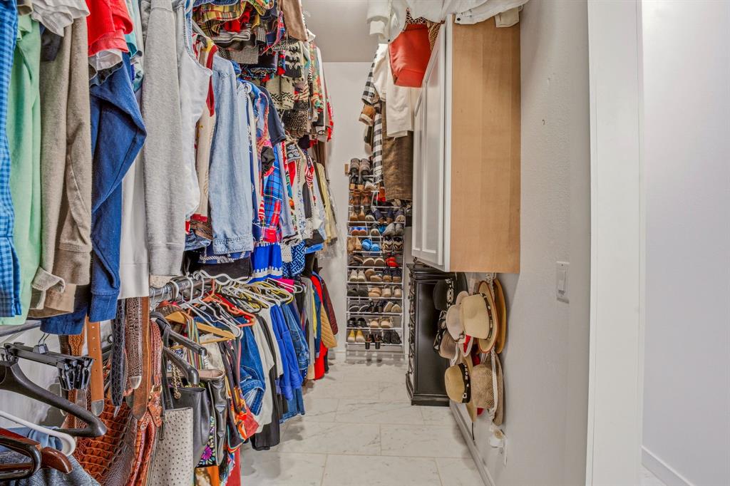 428 Timber Ridge Road Graham, TX 76450 - Photo 18 of 37 Large closet space