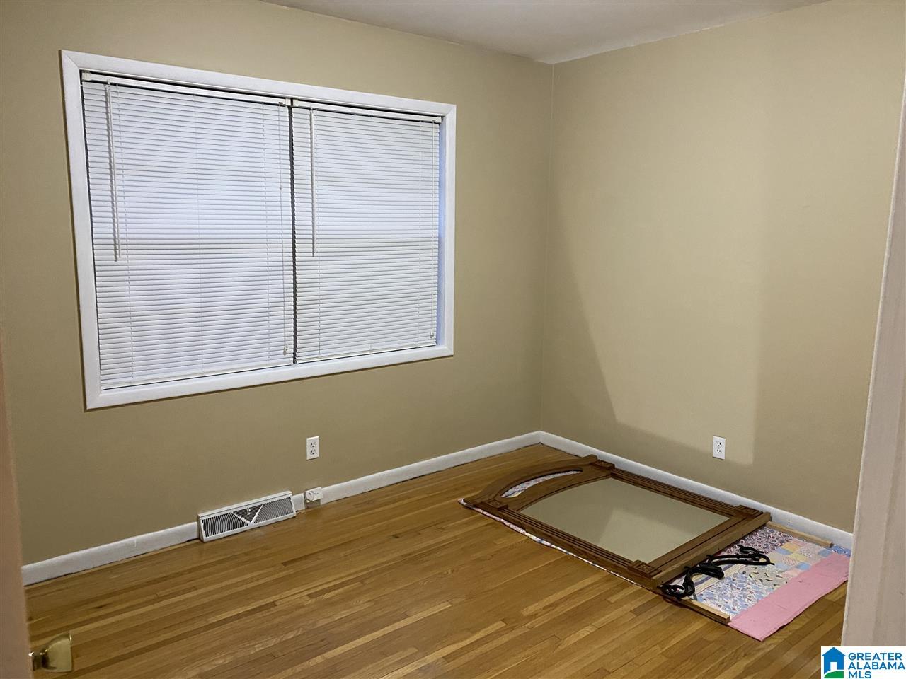 320 Susan Place Bessemer, AL 35023 - Photo 10 of 12