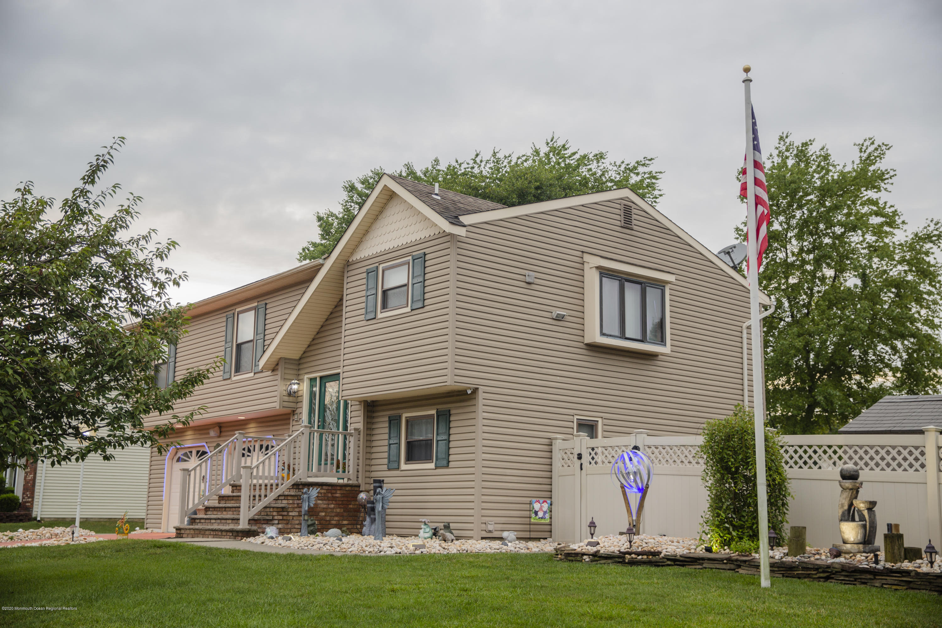 36 Hedgewood Road Howell, NJ 07731 - Photo 3 of 45 36HedgewoodRd_0032