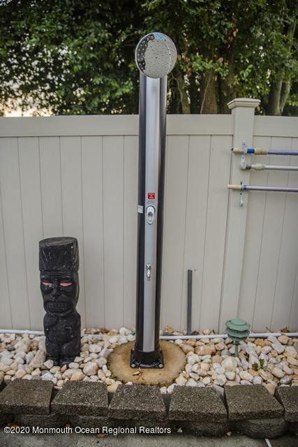 36 Hedgewood Road Howell, NJ 07731 - Photo 36 of 45 36HedgewoodRd_0053