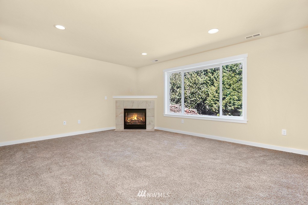 16912 3rd Avenue Southeast, Unit A Bothell, WA 98012 - Photo 14 of 24 Gallery Image 14