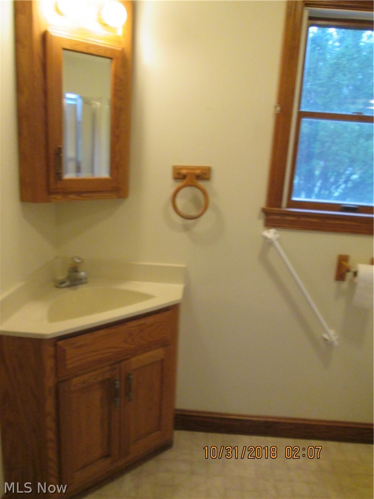 10521 Navarre Road Southwest Navarre, OH 44662 - Photo 8 of 27 Gallery Image 8