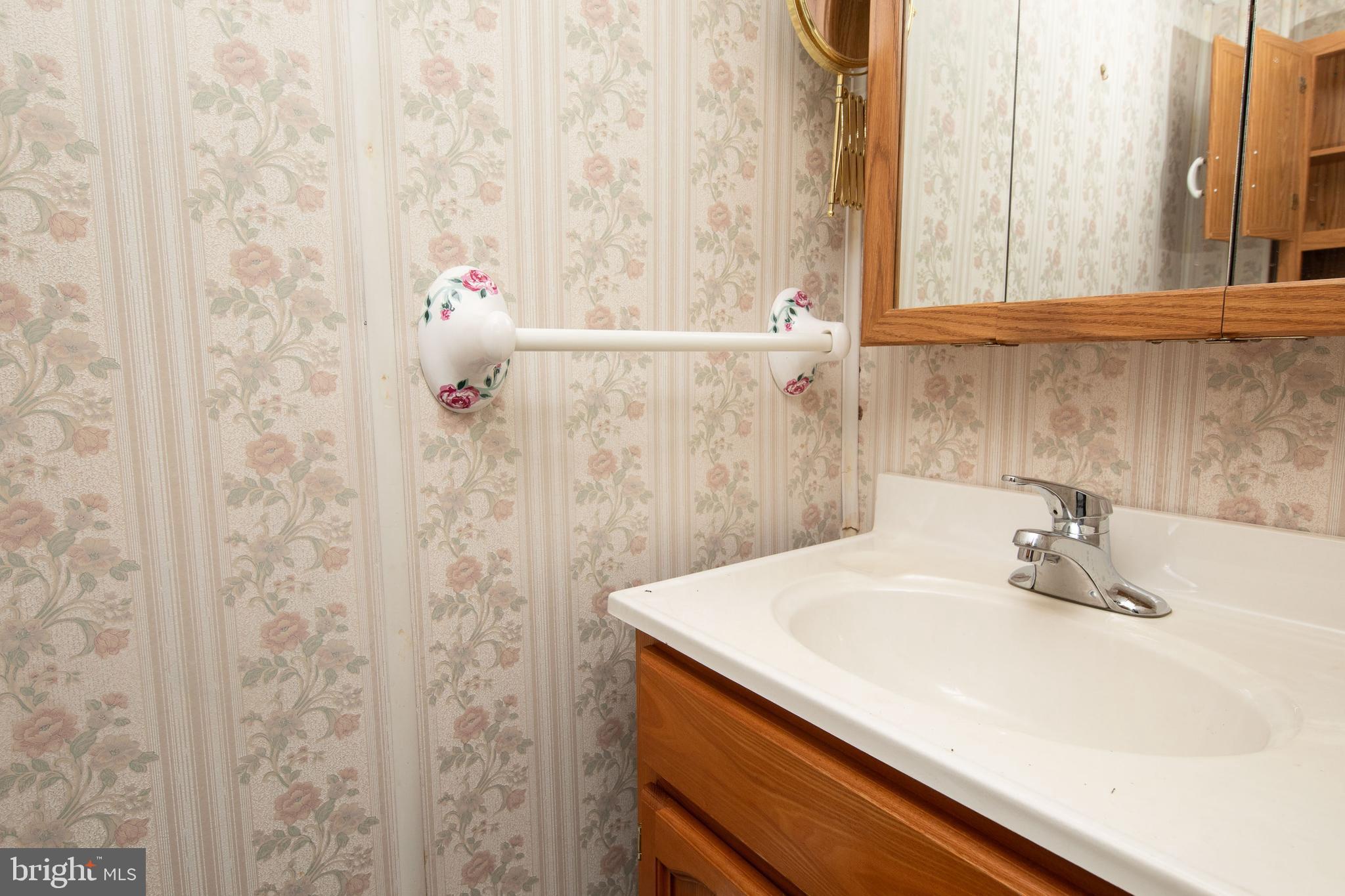 7 Armour Road Hatboro, PA 19040 - Photo 14 of 31 Half Bathroom