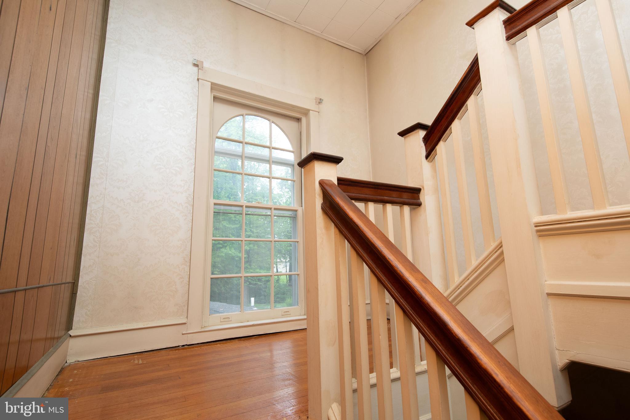 7 Armour Road Hatboro, PA 19040 - Photo 15 of 31 Landing