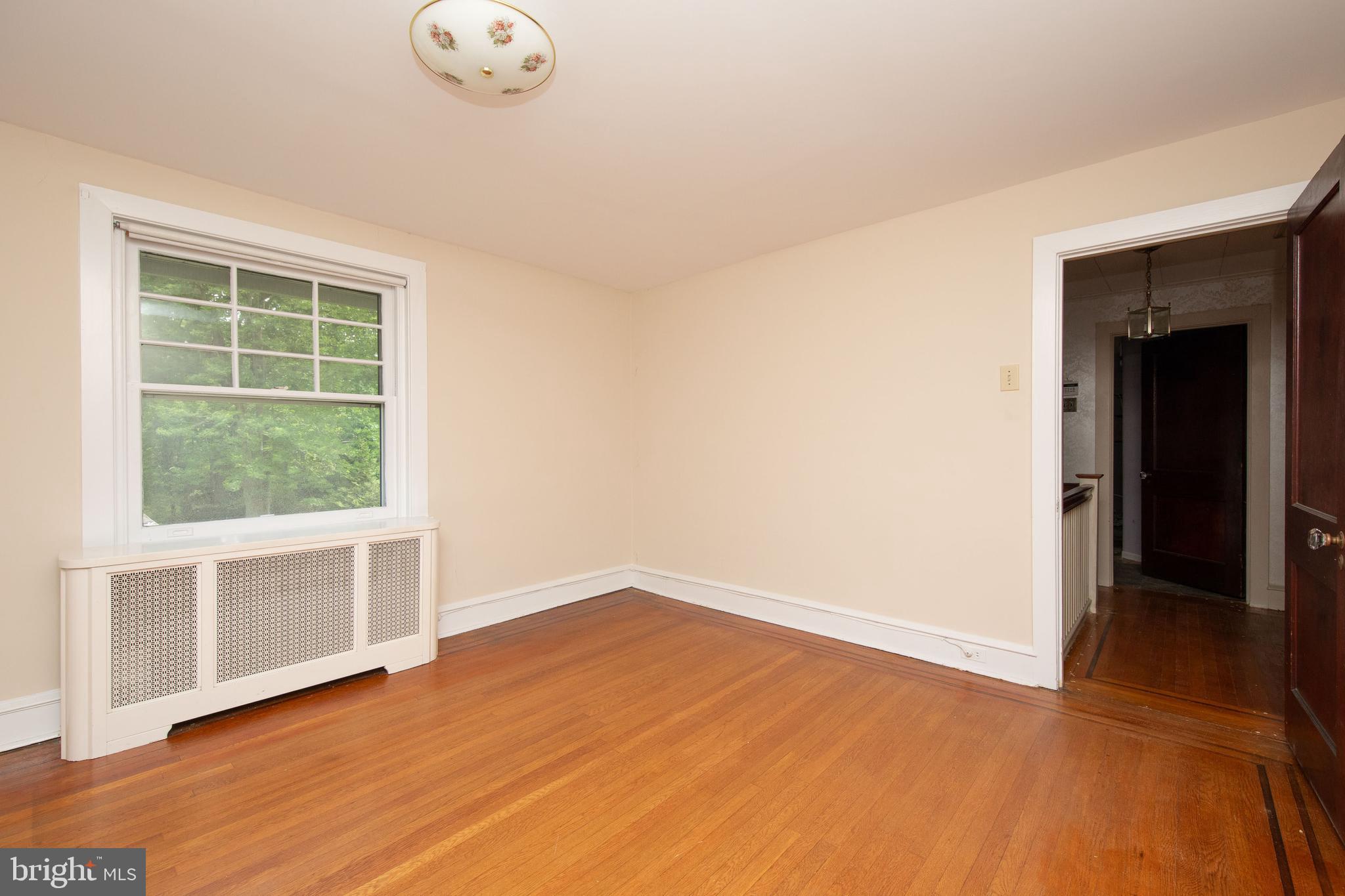 7 Armour Road Hatboro, PA 19040 - Photo 22 of 31 Bedroom 2