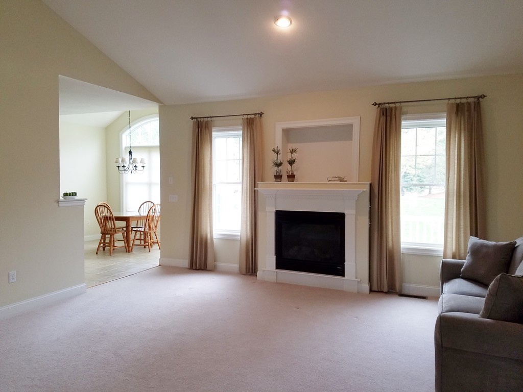 4 Appleton Way, Unit 2 Amherst, NH 03031 - Photo 3 of 13