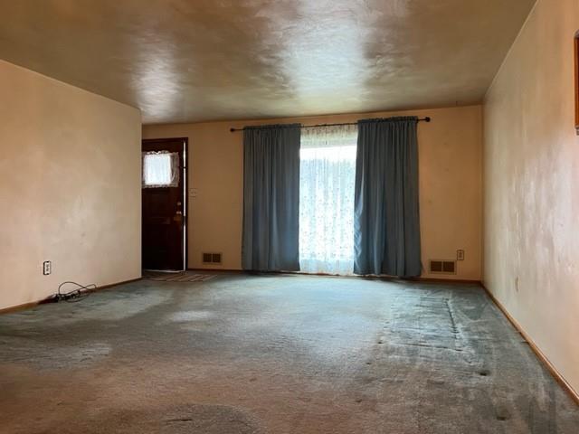 631 Middletown Road New Stanton, PA 15672 - Photo 2 of 11 14X12 LIVINGROOM WITH LARGE PICTURE WINDOW