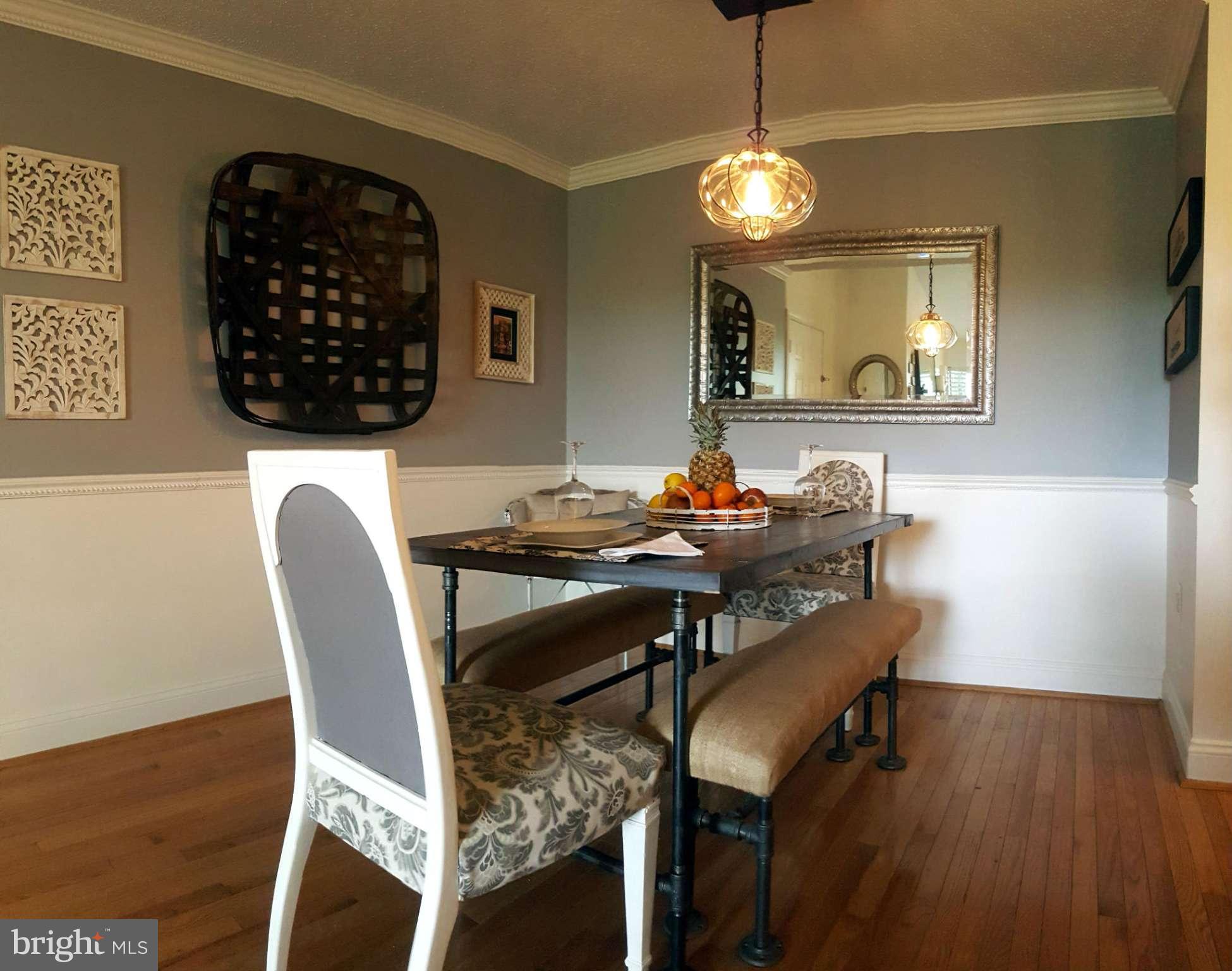 21009 Timber Ridge Terrace, Unit 302 Ashburn, VA 20147 - Photo 8 of 20 Dining Room
