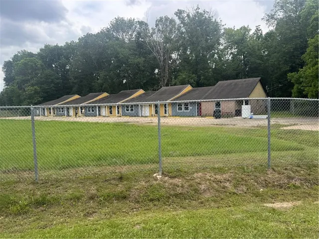 $850 | 10252 El Scott Avenue, Baton Rouge, LA 70811