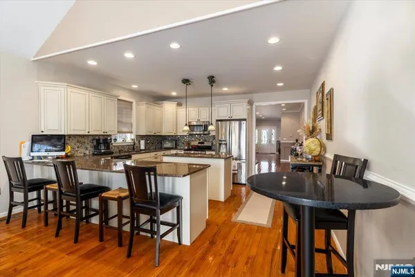 $1,100,000 | 431 Union Avenue, Rutherford, NJ 07070