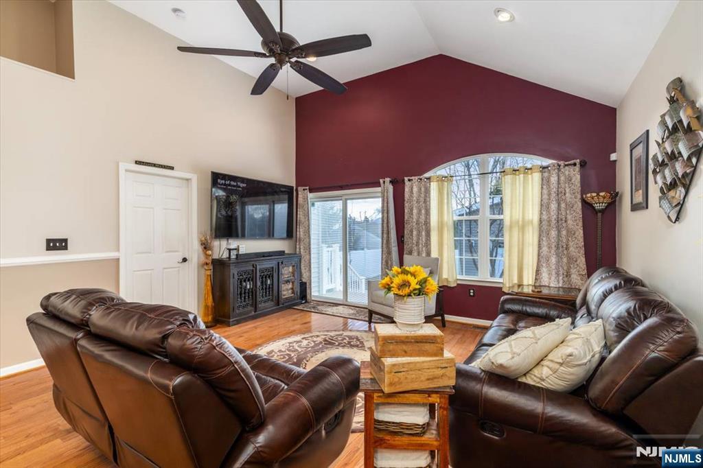 431 Union Avenue Rutherford, NJ 07070 - Photo 18 of 48