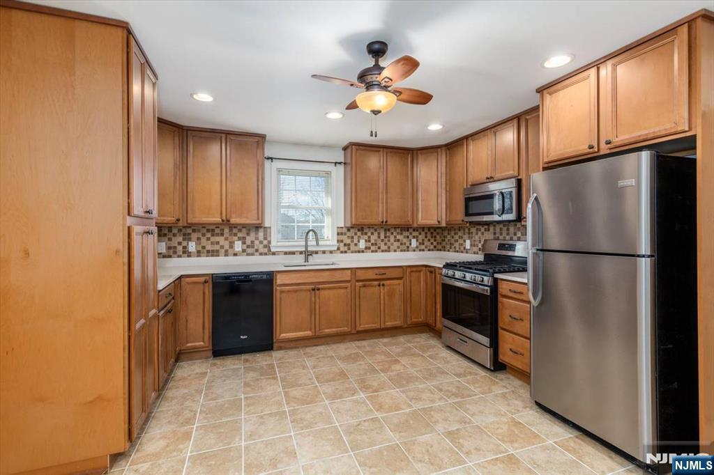 431 Union Avenue Rutherford, NJ 07070 - Photo 31 of 48