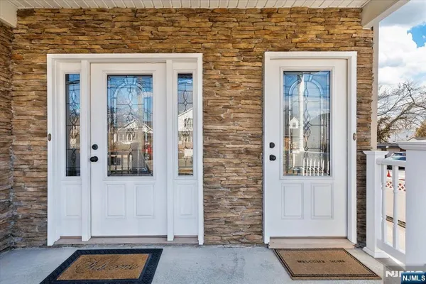 $1,100,000 | 431 Union Avenue, Rutherford, NJ 07070