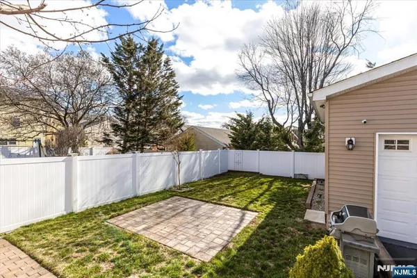 $1,100,000 | 431 Union Avenue, Rutherford, NJ 07070