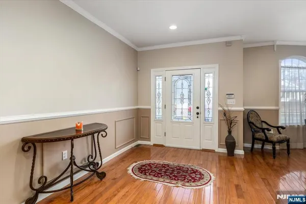 $1,100,000 | 431 Union Avenue, Rutherford, NJ 07070