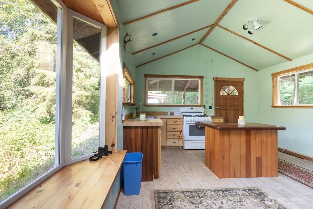 999 Dowan Creek Road Forks, WA 98331 - Photo 7 of 21