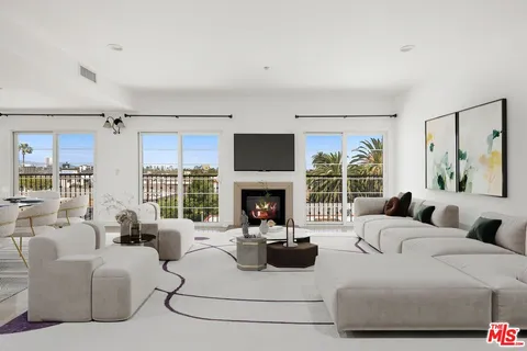 $1,049,000 | 8555 Cashio Street, Unit PH 4, Los Angeles, CA 90035