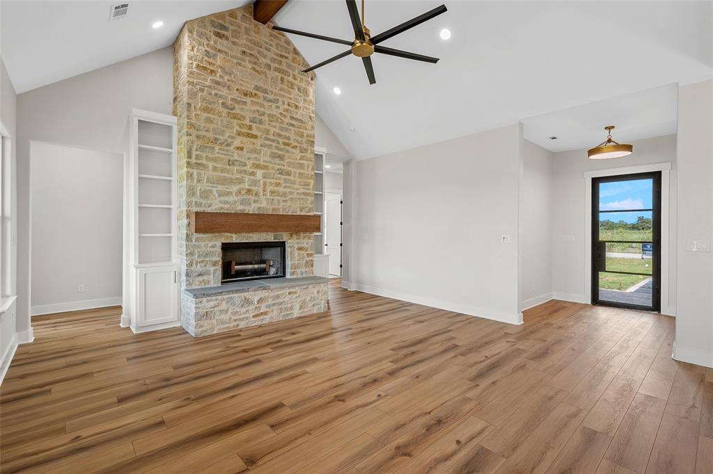 407 Lacek Mill Road China Spring, TX 76633 - Photo 5 of 40