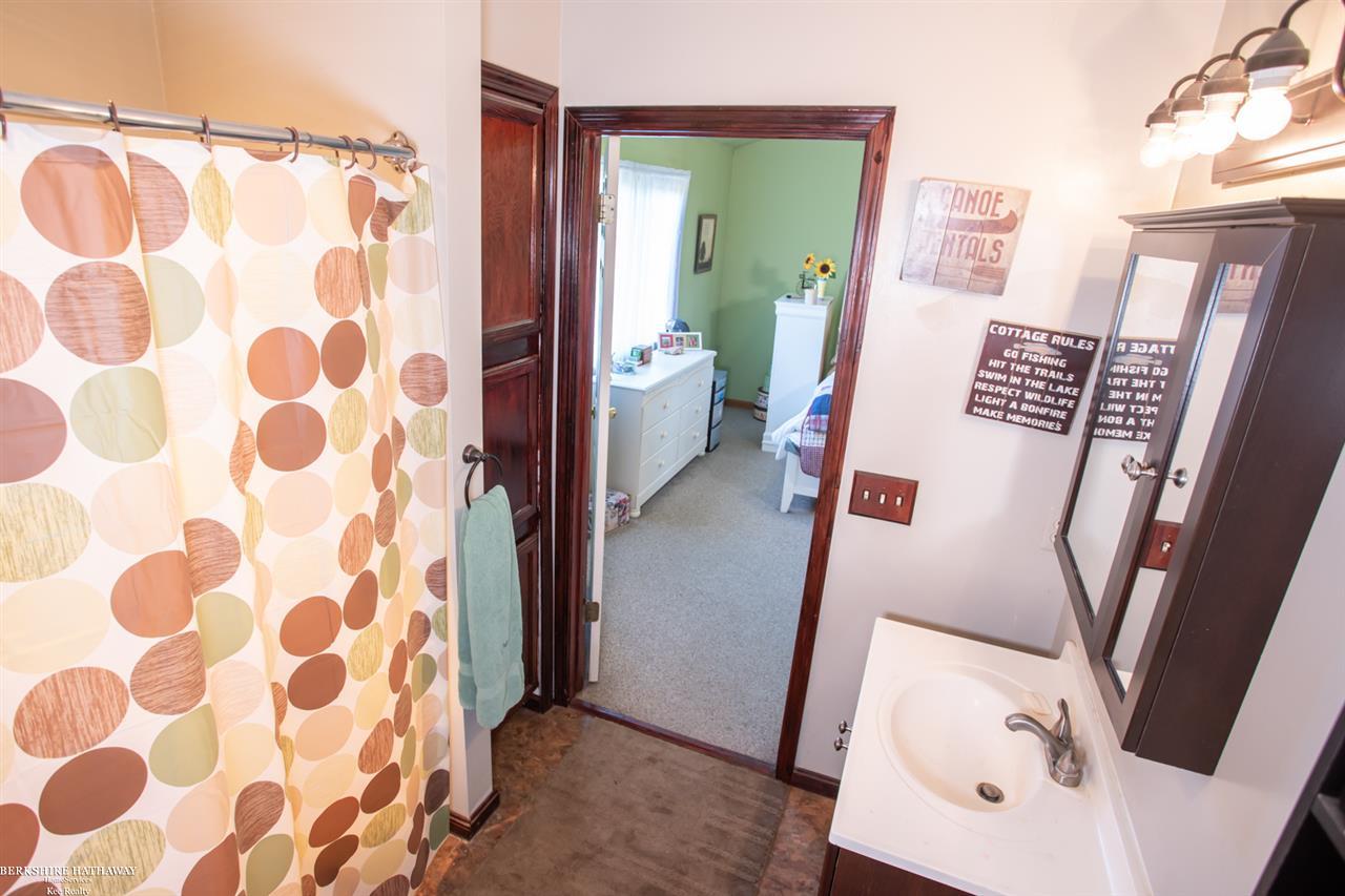 6533 Lyons Road Imlay City, MI 48444 - Photo 26 of 75 50008024-25.JPG