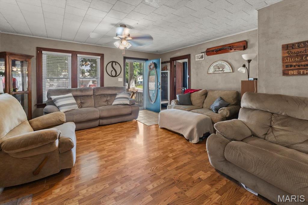 317 Henry Street Prairie du Rocher, IL 62277 - Photo 5 of 17