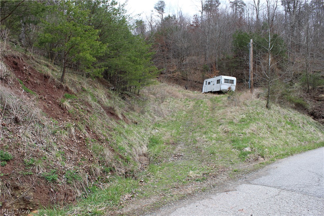 4801 Munday Road Elizabeth, WV 26143 - Photo 2 of 7