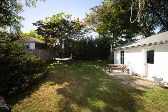 $269,900 | 152 Woodbine Street, Waterbury, CT 06705