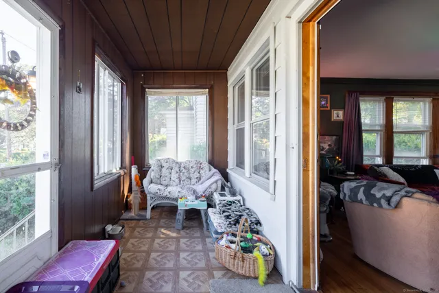 $269,900 | 152 Woodbine Street, Waterbury, CT 06705