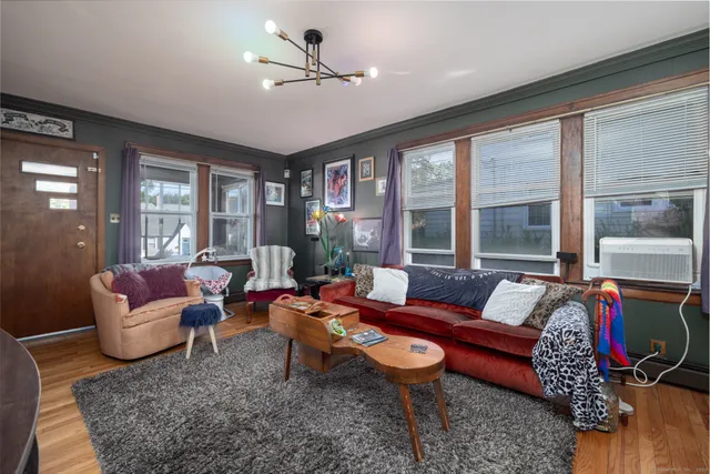 $269,900 | 152 Woodbine Street, Waterbury, CT 06705