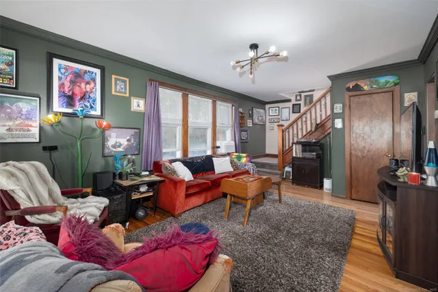 $269,900 | 152 Woodbine Street, Waterbury, CT 06705