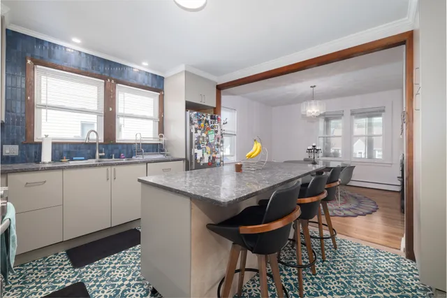 $269,900 | 152 Woodbine Street, Waterbury, CT 06705