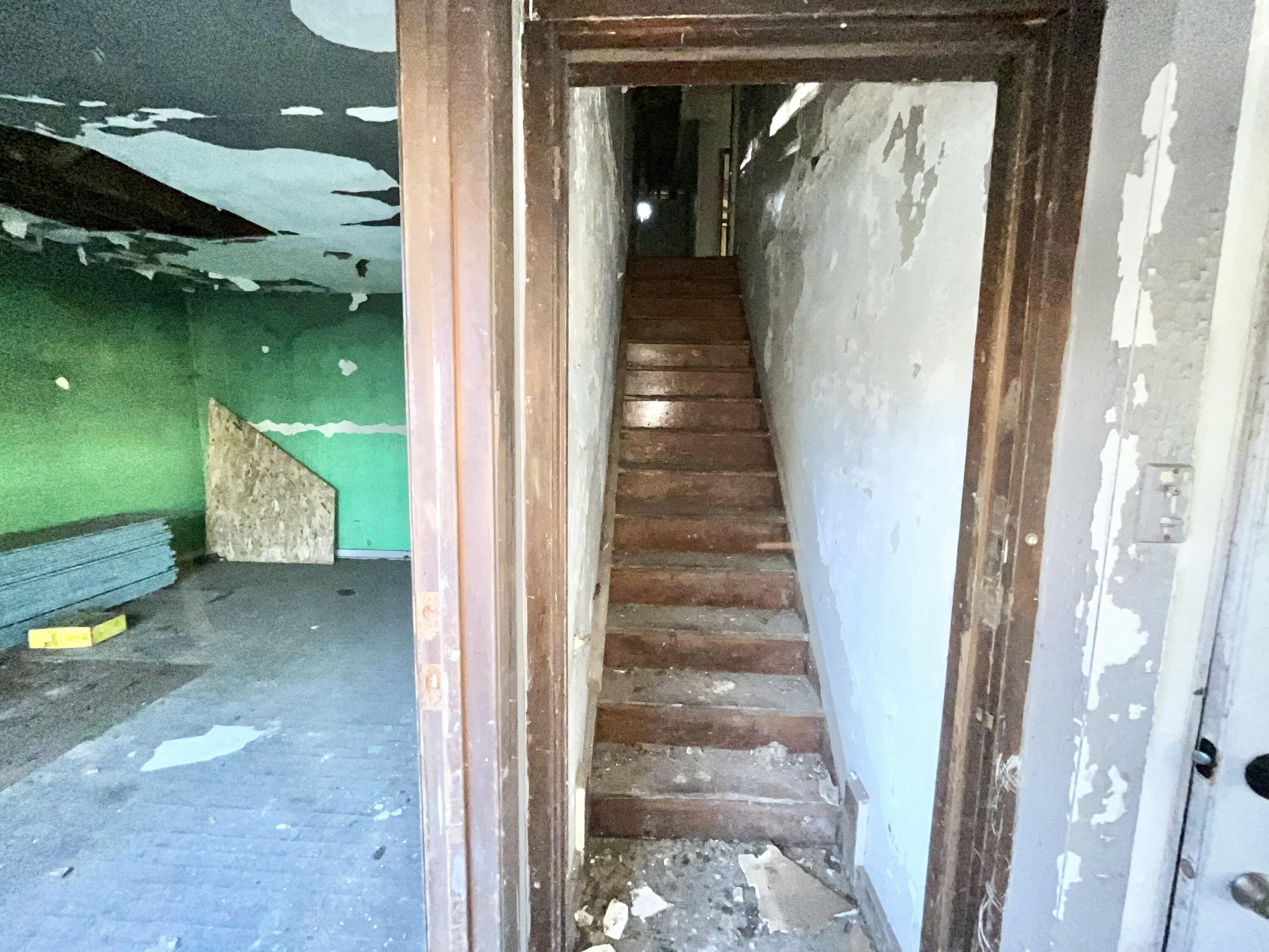 856 Kentucky Street Gary, IN 46402 - Photo 4 of 16 a view of a hardwood & utility room
