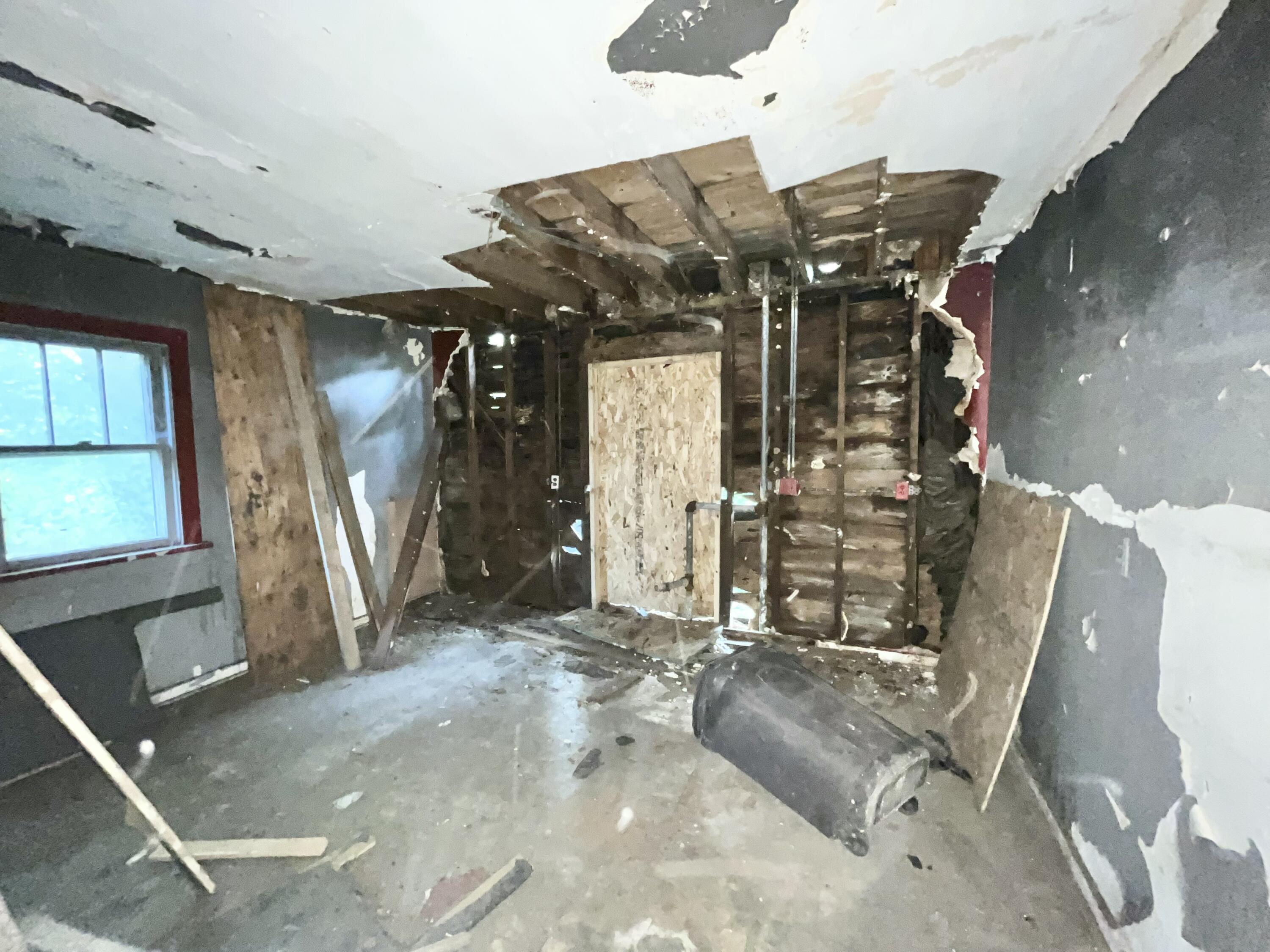 856 Kentucky Street Gary, IN 46402 - Photo 5 of 16 a view of an entryway with a lot of stuff