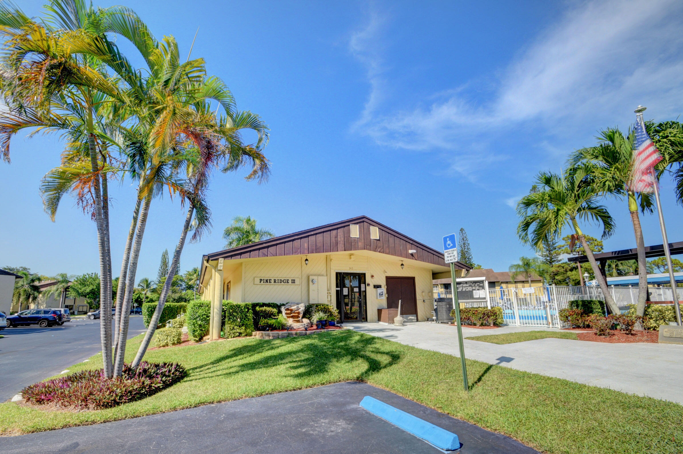 326 Pine Ridge Circle, Unit D1 Greenacres, FL 33463 - Photo 21 of 25 21_apartment (21)
