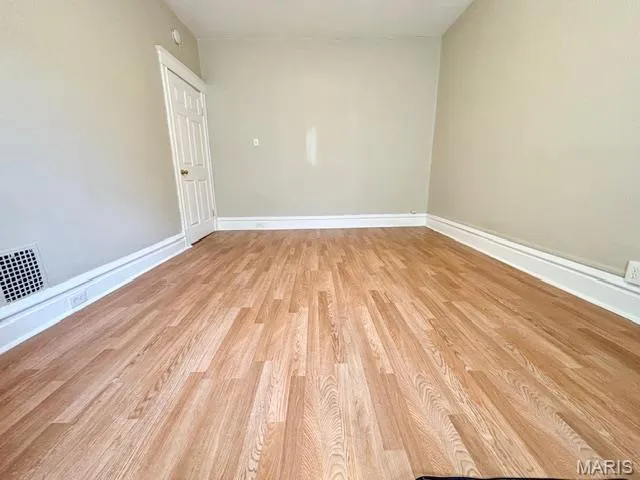 $1,250 | 4532 Pennsylvania Avenue, Unit 2F, St. Louis, MO 63111