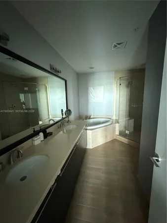 $4,250 | 7930 East Drive, Unit 1505, North Bay Village, FL 33141