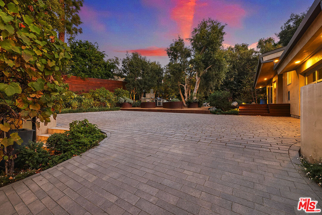 612 East Channel Road Santa Monica, CA 90402 - Photo 43 of 72