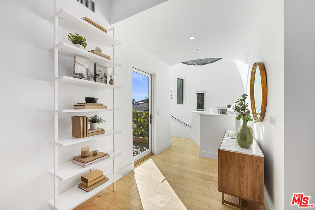 612 East Channel Road Santa Monica, CA 90402 - Photo 55 of 72