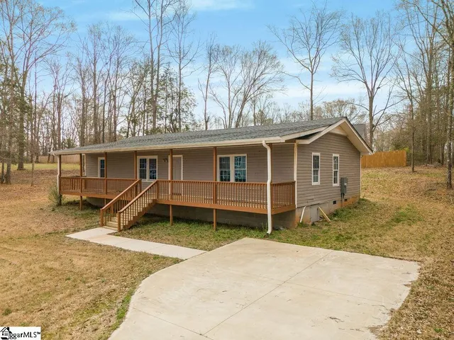 $219,900 | 139 Randolph Court, Woodruff, SC 29388