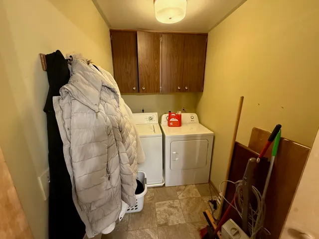 $375,000 | 233-235 South Street, Sun Prairie, WI 53590