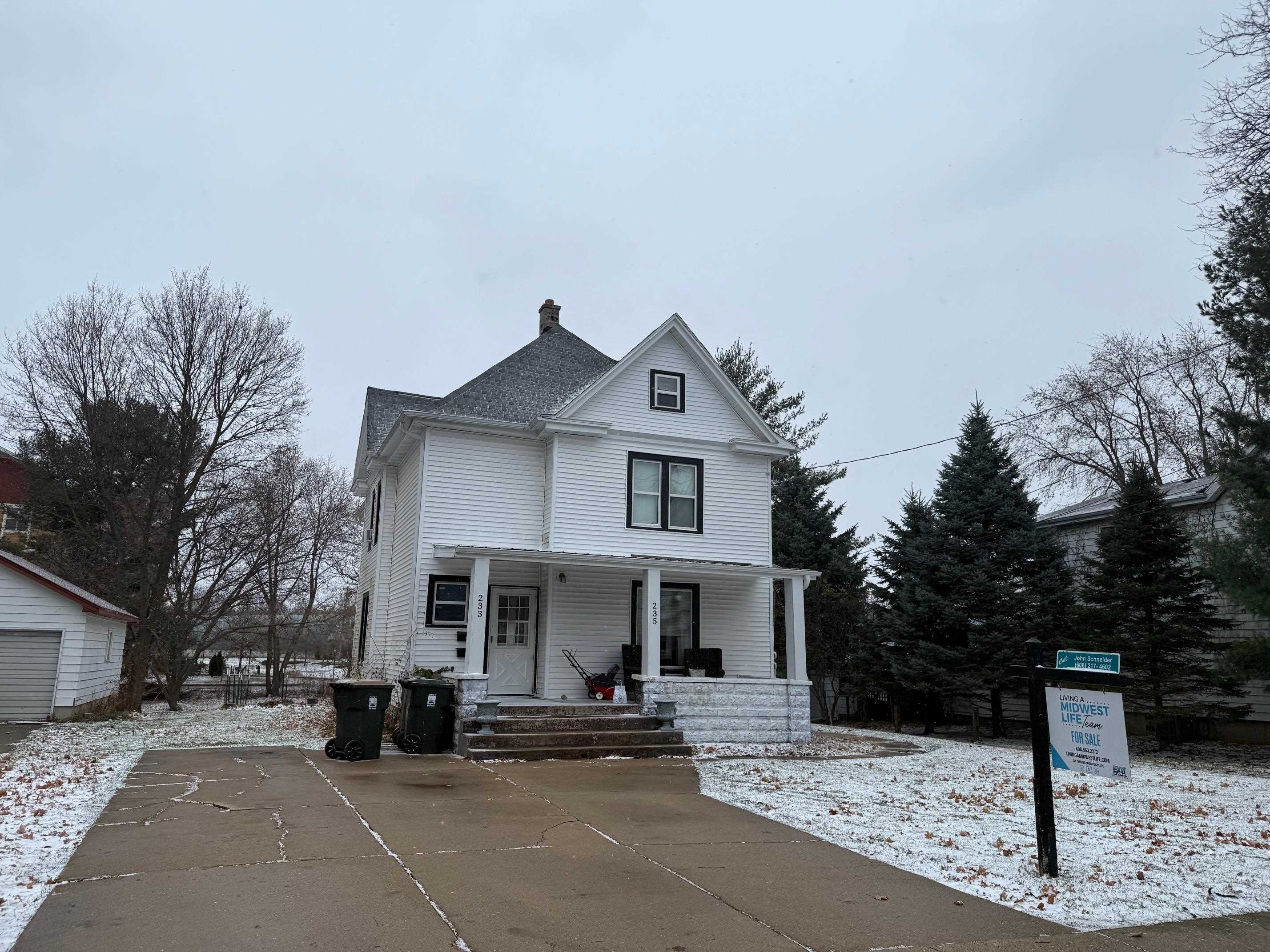 233-235 South Street Sun Prairie, WI 53590 - Photo 2 of 16