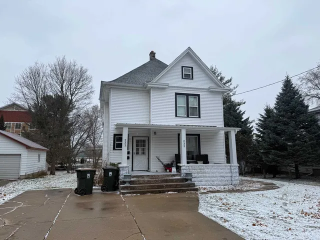 $375,000 | 233-235 South Street, Sun Prairie, WI 53590