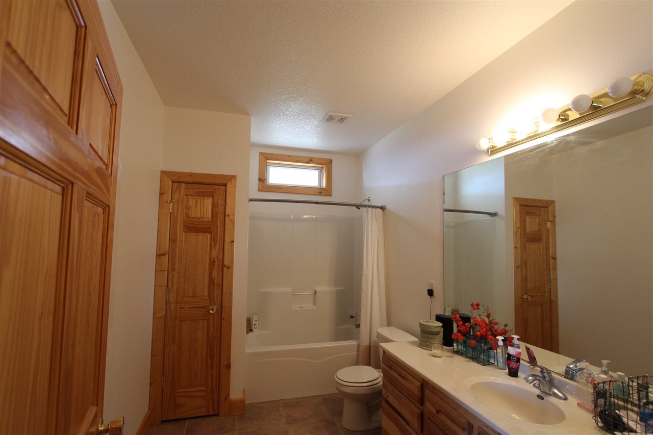 1837 Banner Valley Road Ely, IA 52227 - Photo 27 of 38 Gallery Image 27