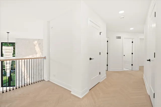 $2,900,000 | 9427 Falling Waters Drive West, Burr Ridge, IL 60527