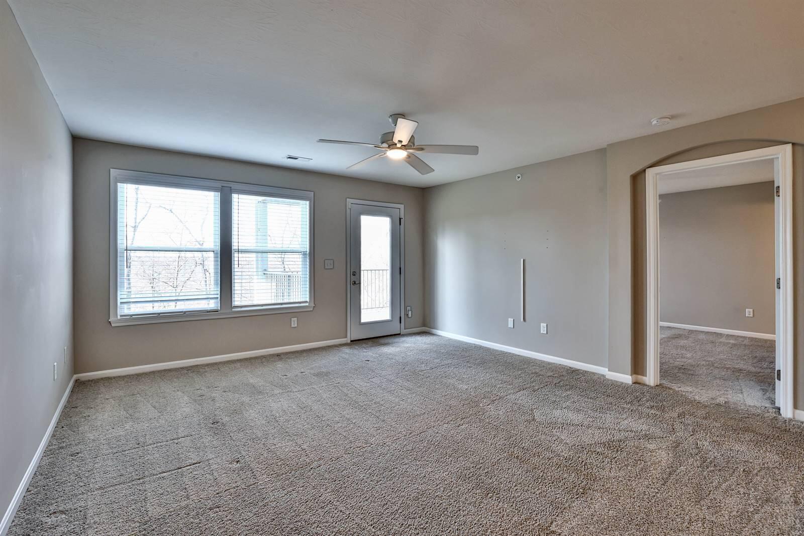 2329 Piazza Ridge Covington, KY 41017 - Photo 4 of 33