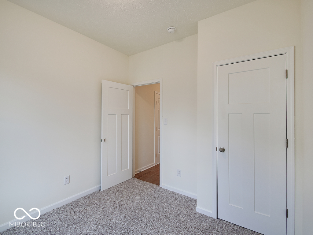 3551 Windstar Court Columbus, IN 47203 - Photo 12 of 55