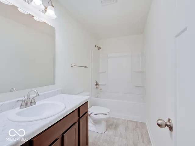 $345,000 | 3551 Windstar Court, Columbus, IN 47203