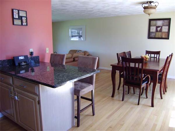 190 Hillside Road North Andover, MA 01845 - Photo 4 of 14 Gallery Image 4