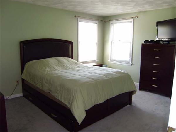 190 Hillside Road North Andover, MA 01845 - Photo 10 of 14 Gallery Image 10