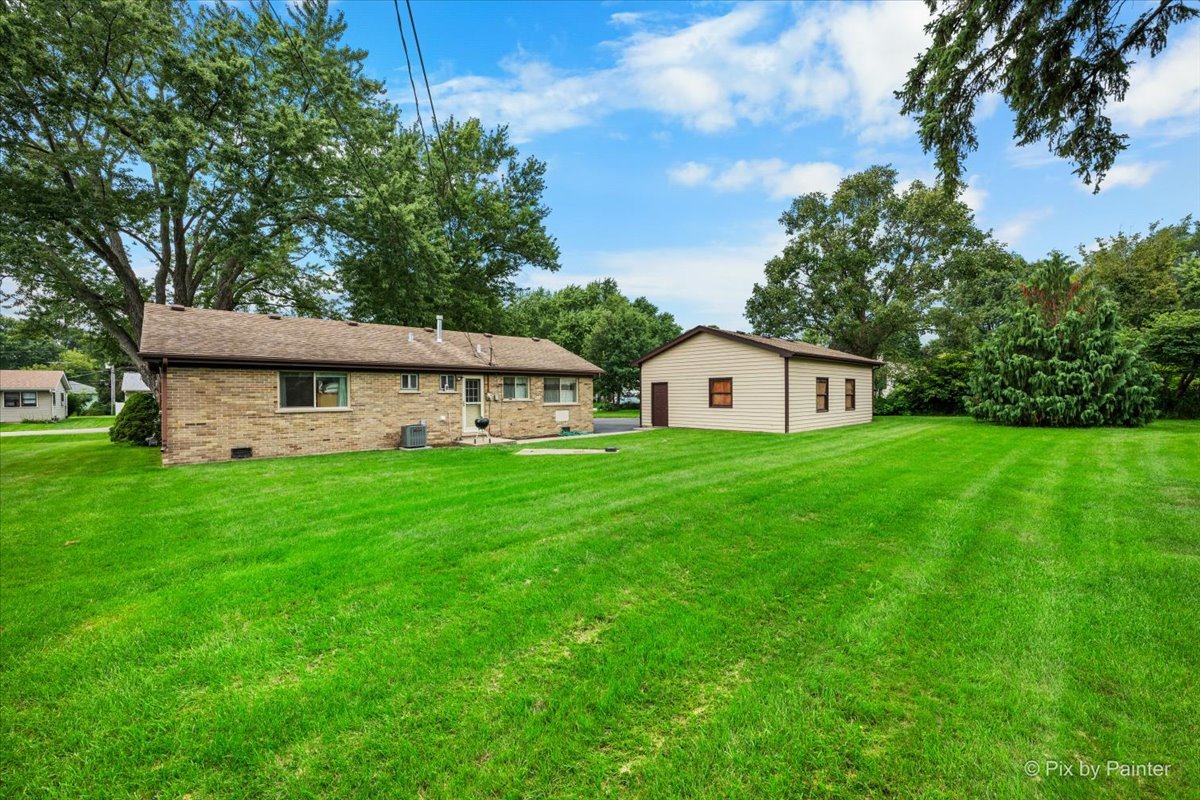 5506 Burwood Road Cary, IL 60013 - Photo 21 of 24 Gallery Image 21